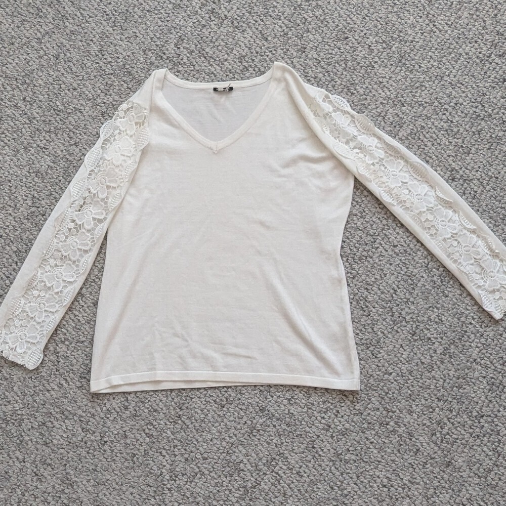 Vila Milano Womens (XL) Off-White V-Neck Sweater w/Full Sleeve Crochet Cut-Outs